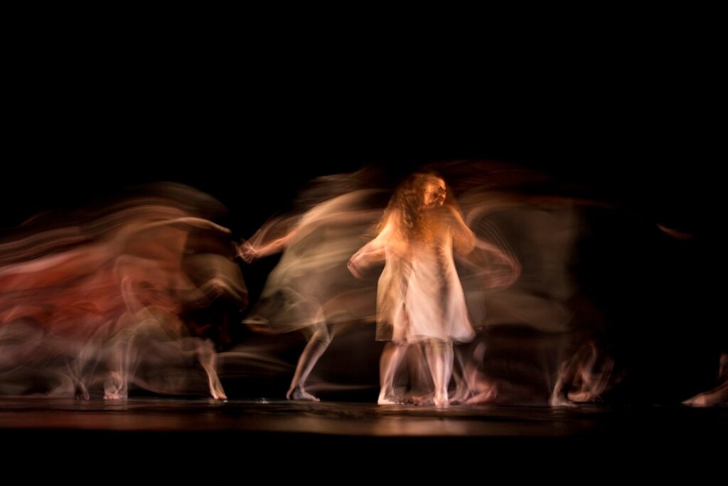 Top Theatre Performances You Can’t Miss in Chicago